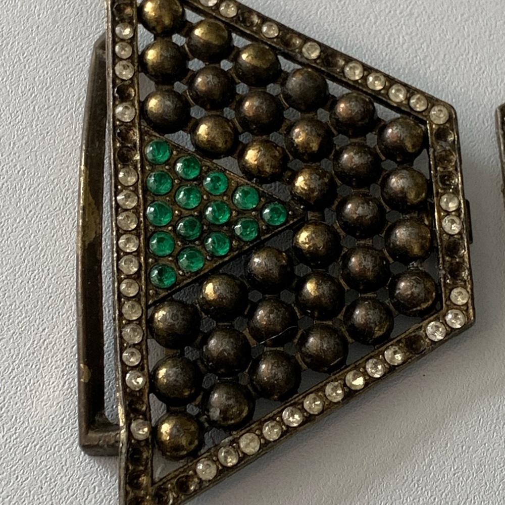 Antique or vintage Elegant Green and Gold Dress Belt Buckle for Costume Design - Picture 7 of 9
